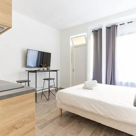 アパート Ballu Place De Clichy Cosy *