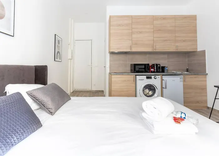 Ballu Place De Clichy Cosy Apartamento